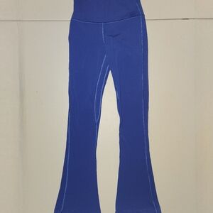 Lululemon Align High-Rise Mini Flare Pant 32" in Psychic. Size 4. #W5EUSS